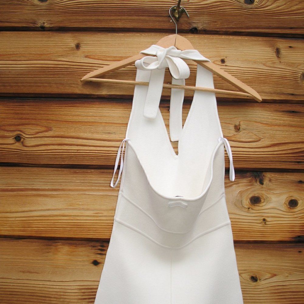 Scanlan Theodore Ivory Crepe Halter Dress - Picture 7 of 10